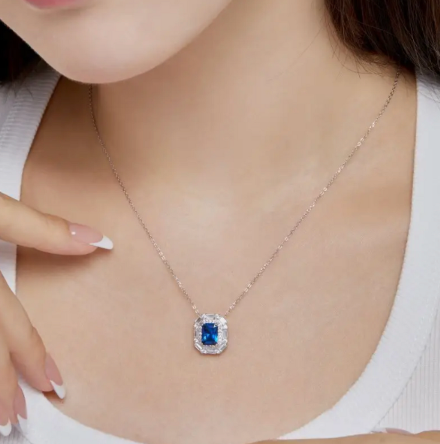 Divinity Pendant | Blue