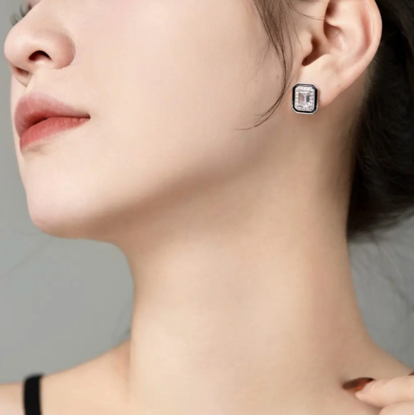 Majesty Earrings