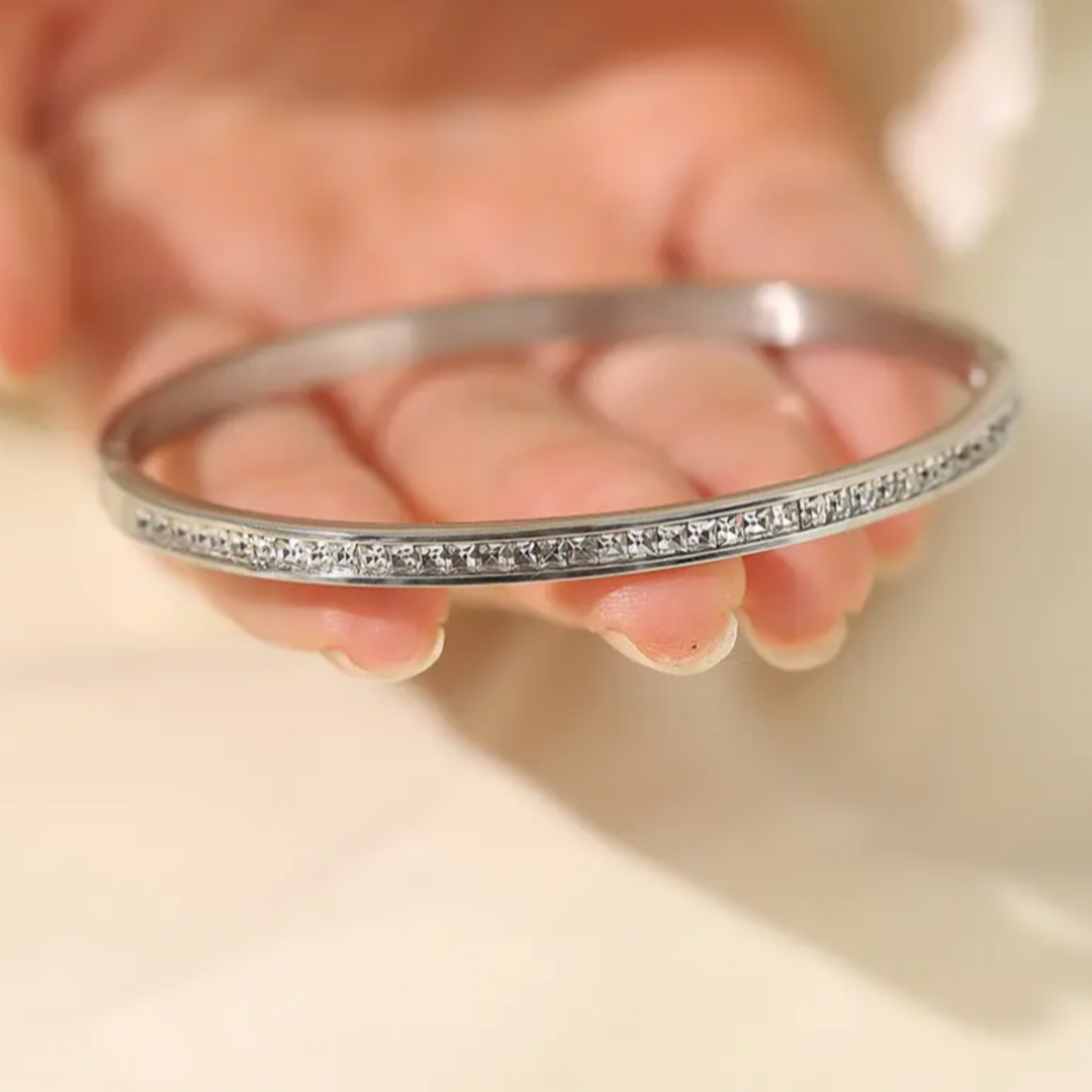 Vivienne Bangle | Silver