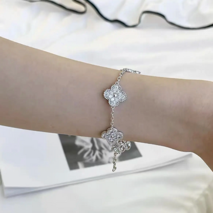 Ivy Bracelet | White